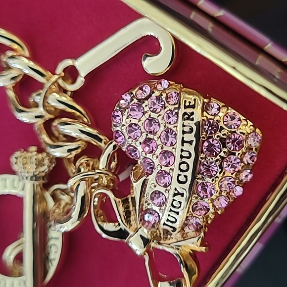Juicy Couture Gold Bracelet with Pink Heart Charm - Picture 4 of 8